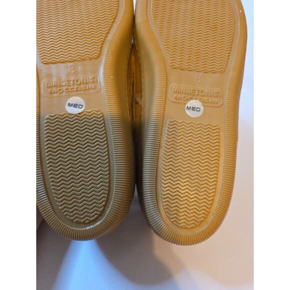 Minnetonka Women's Size 8 Golden Tan Sheepskin Slippers House Shoes - Picture 14 of 14